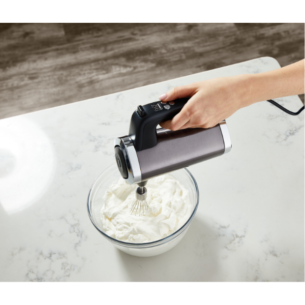 10 Speed Hand Mixer by Paderno